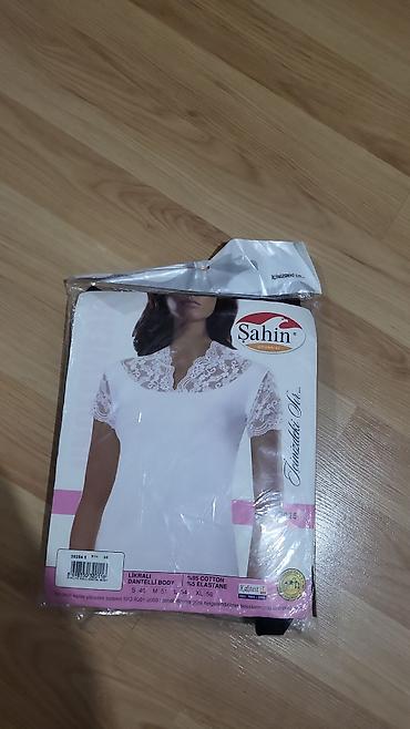 Uşaq dünyası: Şahin brendi qadın üçün likralı, dantelli body. Xüsusiyyətlər: - — 1