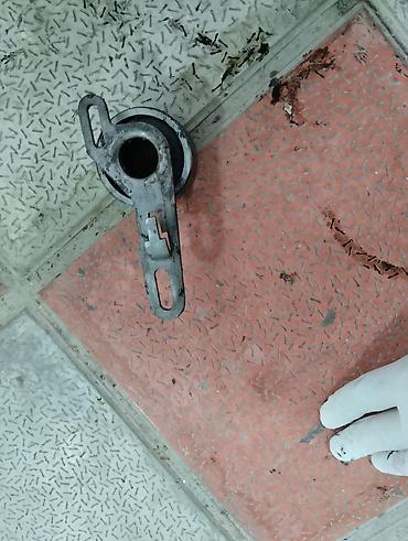 karopka yağı: Ford transit 1998 il masni satmsq ehtiyyat hisselerini satiram — 6