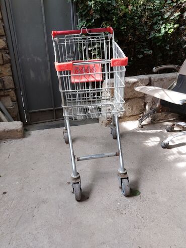 market arabaları: 120 l., Gümüş, İşlənmiş, Ünvandan götürmə