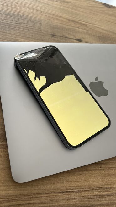 Telefon və planşet təmiri: İphone ön şüşə bərpası. Şüşəsi qırılmış görüntüsü tam işlək olan — 6