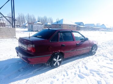 Daewoo: Daewoo Nexia: 2006 г., 1.6 л, Механика, Бензин, Седан