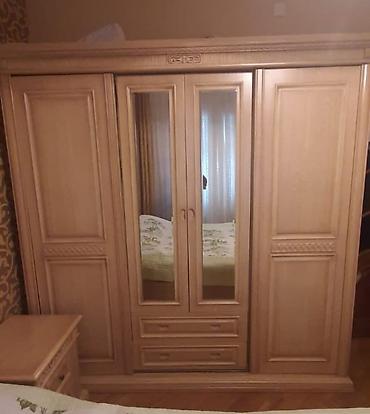 tumbucqa: Klassik üslubda yataq otağı dəsti Tərkibi: - İki nəfərlik çarpayı — 8