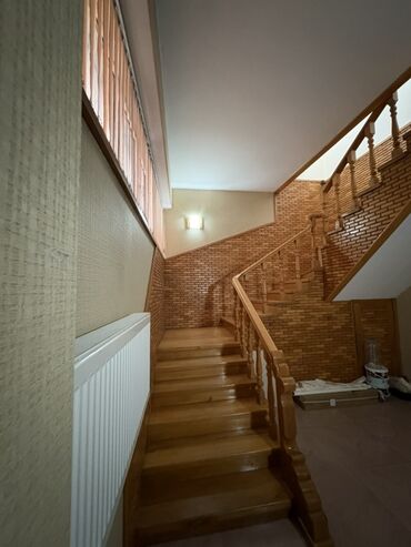 Mağazalar: Bileceride, Ploşad adlanan erazide Yahya Hüseynov küçesi 2 mertebeli — 7