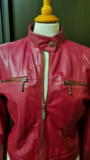 crvena kožna jakna: 100% Kožna PETROFF fenomenalna jakna Meka i kvalitetna koža, prave