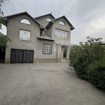 Долгосрочная аренда домов: Сдается на аренду двух этажный частный дом. На длительный срок. 5 — 1