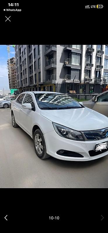 BYD: BYD E5: 2017 г., Седан — 8