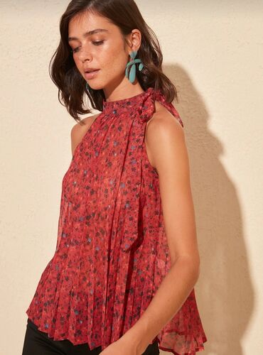 Köynək və bluzalar: Bluzlar - Rəng: saf ağ - Model: uzunqol, düyməli, yüngül dar kəsim - — 18