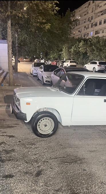 vaz 2106 abirsofka: VAZ 2107 sedan - Kuzov: 4 qapılı sedan, ağ rəng, xrom detallı ön-arka — 5
