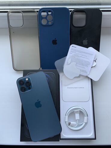 Apple iPhone: IPhone 12 Pro Max, Б/у, 256 ГБ, Синий, Зарядное устройство, Защитное стекло, Чехол