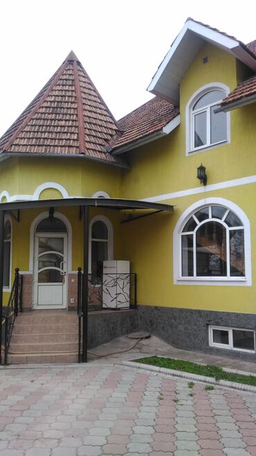 новый особняк киргизия 1: 360 м², 7 комнат, Свежий ремонт
