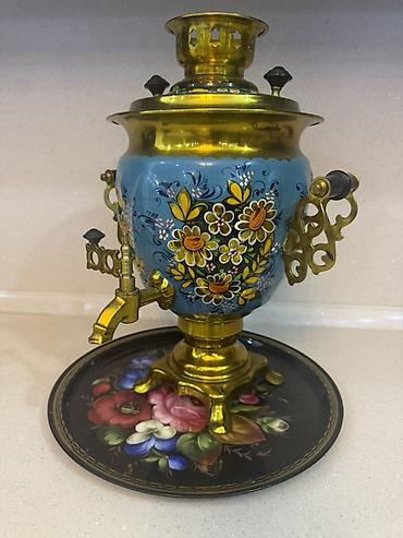 samavar: Rəngli naxışlı metal samovar + dekorativ sini - Material: metal — 1