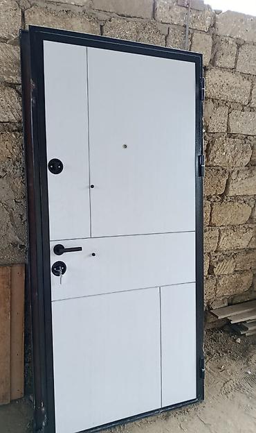 Giriş qapıları: Seyf giriş qapi, Türk istesali, 3eded eyni ölçüde, isdifade olunmayib — 3