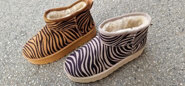 Ugg obuća: Ugg čizme — 8