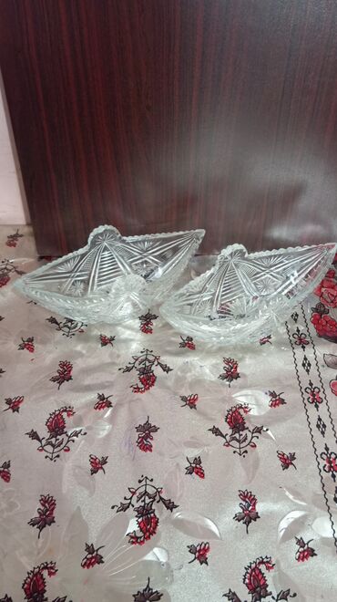 Digər dəstlər və servizlər: Kəsma naxışlı şüşə qab dəsti - 2 ədəd dərin şirniyyat/meyvə qabı – — 9