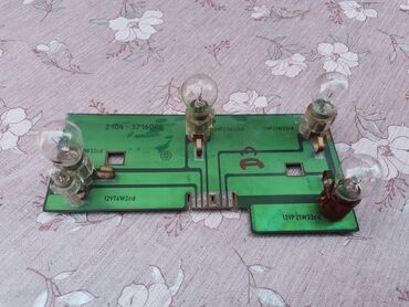 Auto delovi: Štampane ploce Lada 2104 Karavan Leva, Desna sa sijalicama br.3 — 12