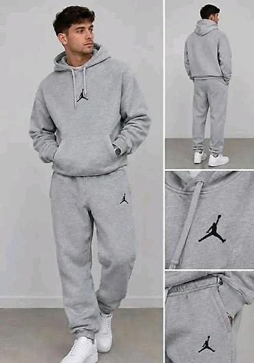 pantalone sa grejacima: Muska Komplet Trenerka 
Cena:4250dinara
Velicine: S,M,L,XL,XXL
PM✨ — 1