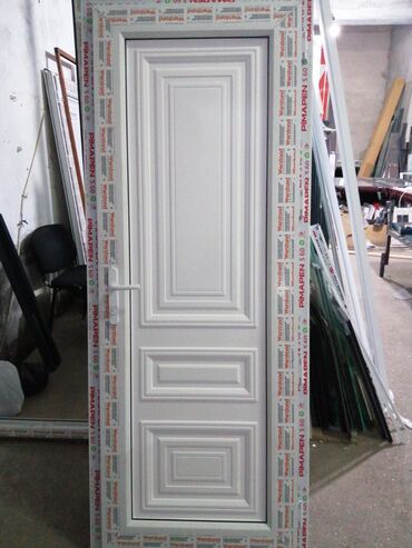 Plastik qapılar: Yeni Plastik qapı 80x200 sm Zamok və çərçivə ilə, Zəmanətli, Pulsuz quraşdırma, Rayonlara çatdırılma, Pulsuz çatdırılma — 16