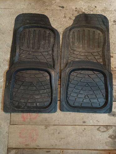 Auto delovi: Maska za Peugeot 307 model od 2001 do 2008god sa tragovima farbanja — 18