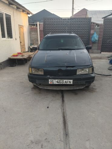 Volkswagen: Volkswagen Passat: 1991 г., 1.8 л, Механика, Бензин, Универсал