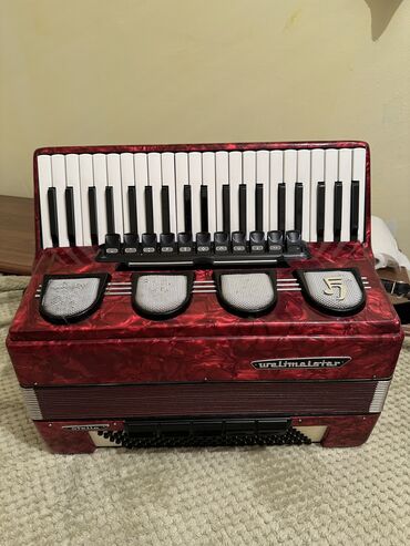 Аккордеоны: Продаю Германский Аккордеон состоянии очень хороший есть футляр — 5