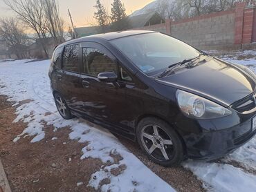 Honda: Honda Fit: 2001 г., 1.3 л, Автомат, Бензин, Седан