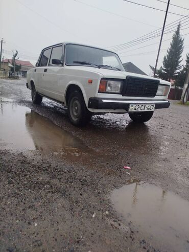 kia masin qiymeti: VAZ (LADA) 2107: 1.7 l | 2002 il 70007 km Sedan