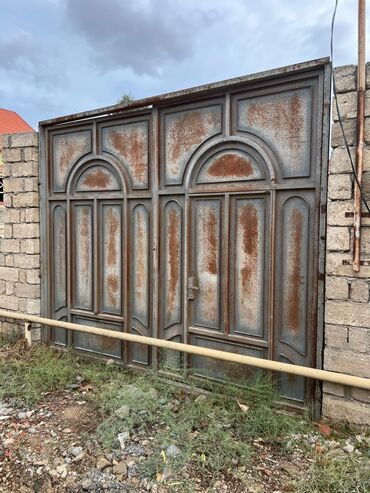 штампованные листы для ворот: Darvazalar və aksesuarlar, Həyət üçün, İşlənmiş, Mexaniki, Ünvandan götürmə