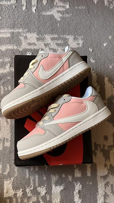 джордан обувь: Кроссовки Nike Air Jordan 1 Low (детские) - Цвет: чёрно‑белый — 6