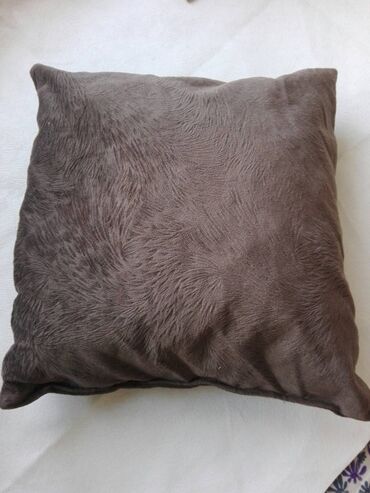 Ostali proizvodi za kuću: Jastucnice po vašim merama dezen po izboru — 25