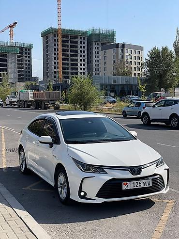 corolla 2018: Toyota Corolla: 2021 г., 1.8 л, Автомат, Гибрид, Седан — 2