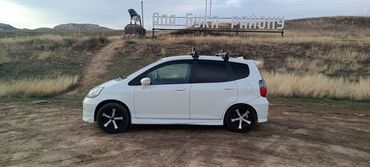 обмен на хонда фит: Honda Fit: 2003 г., 1.5 л, Бензин, Хэтчбэк