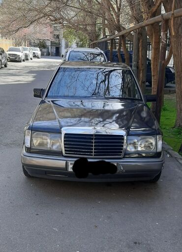 mersedes kupe: Mercedes-Benz E 260: 2.6 l | 1990 il Sedan