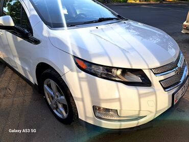 аато в рассрочку: Chevrolet Volt: 2013 г., 1.4 л, Автомат, Гибрид, Седан