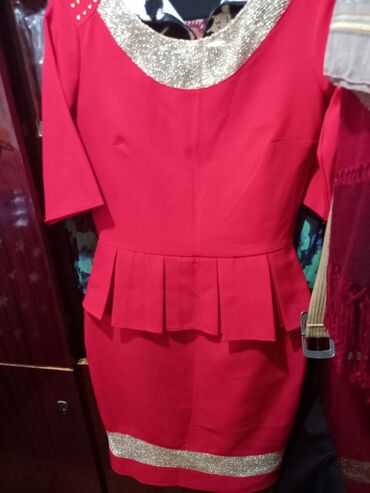 женские шапки из кролика: 48 50 raz.gedən dəst bir dəfə geyilib 30 man.toy don bir dəfə geyilib