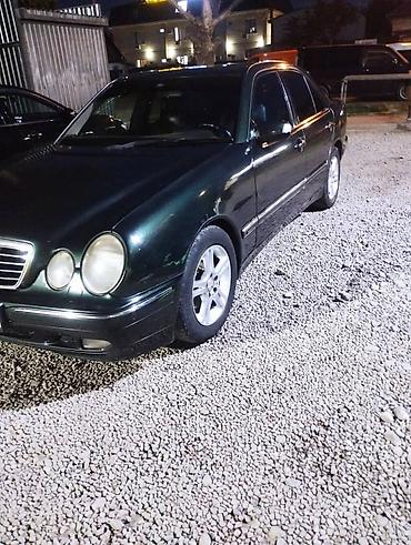 Mercedes-Benz: Mercedes-Benz E-Class: 2000 г., 3.2 л, Седан — 10