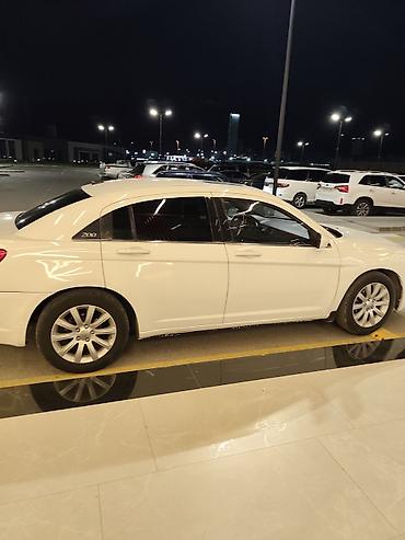 Chrysler: Chrysler 200: 2.4 l | 2012 il 214000 km Sedan — 4