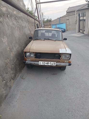 VAZ (LADA): VAZ 2101, 4 qapılı sedan Xüsusiyyətlər: - Ban: klassik sedan, bej — 4