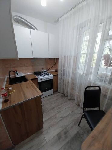 комсомол квартира: 1 комната, 34 м², 2 этаж