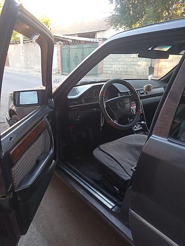 w124 e220: Mercedes-Benz E-Class: 1993 г., 2.2 л, Бензин, Седан — 5
