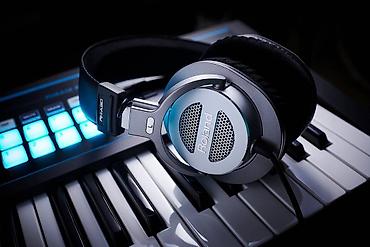 apple studio: 🔥Roland RH‑A30: открытые студийные наушники для истинных ценителей — 1