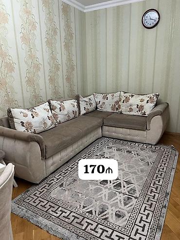 Divan satılır 170₼.Bazalıdır. Ünvan Gəncə pr. 4446. Fatimə99