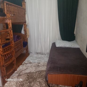 Yataq otağı dəstləri: İkinəfərlik çarpayı, Dolab — 2