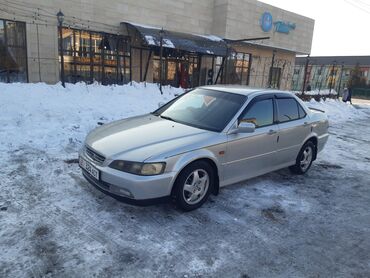 Honda: Honda Accord: 2000 г., 2 л, Автомат, Бензин, Седан