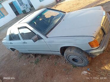 Mercedes-Benz: Mercedes-Benz 190: 1987 г., 0.6 л, Механика, Дизель, Седан