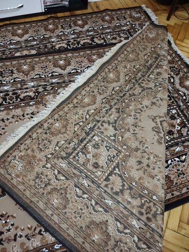 Ev üçün digər mallar: 2 edər Xalça eyni təzə cəmi 1 həfdə yerdə olub 2 si bir yerdə 90 AZN — 11