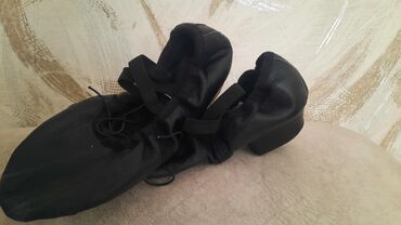 обувь 37: Кожанныйджазовки. почти новые. 37 размер. фирма RIVAGELINE