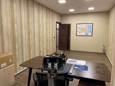 Ofislər: Nərimanov Əliyar Əliyevdə metrodan əyaq ilə 5 dəqiqə məsafədə 9 — 8