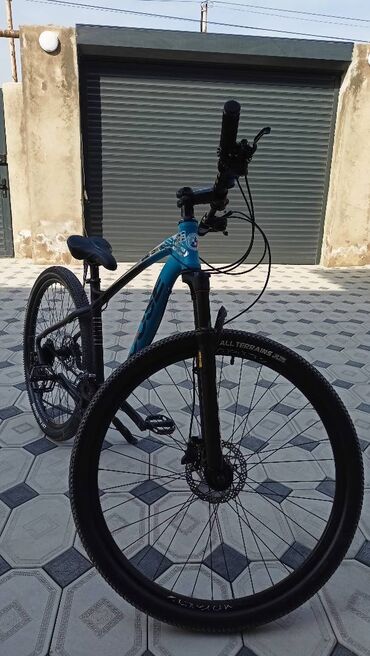 Şəhər velosipedləri: İşlənmiş Şəhər velosipedi 29", sürətlərin sayı: 9