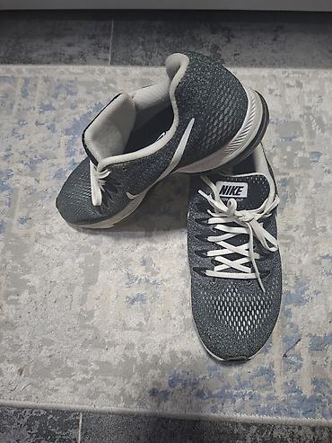 nike tech flecce: Мужские кроссовки, 39, Nike, Б/у, цвет - Серый, Самовывоз — 1