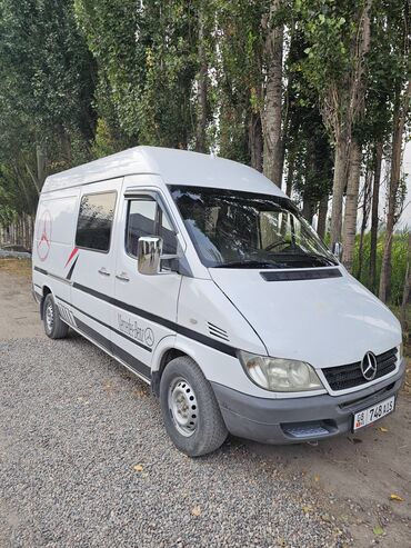 мерседес бенц спринтер: Mercedes-Benz Sprinter: 2004 г., 2.2 л, Механика, Дизель, Фургон